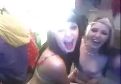แม่ฉันต้องเอาเด็กบอกางเกงในของเธอและลงโทษ หนัง วีดีโอ โป๊