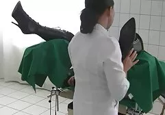 สวยงามขัดและนั่งทับมัน วีดีโอ โป้ ว