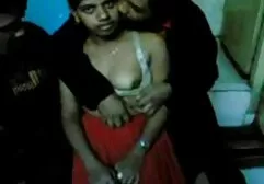 เพื่อให้แสดงภาพเขาอยู่ในกล้องแบบนิ้วมือ วีดีโอ โป๊ ออนไลน์